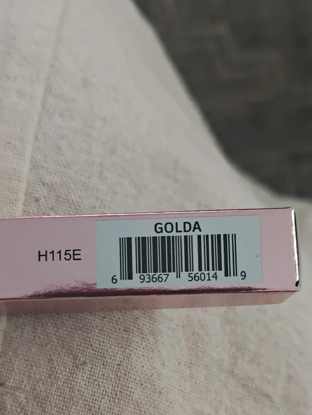 girla ctik Rose Pink Shadow Stick — Creamy Pink Eye Color